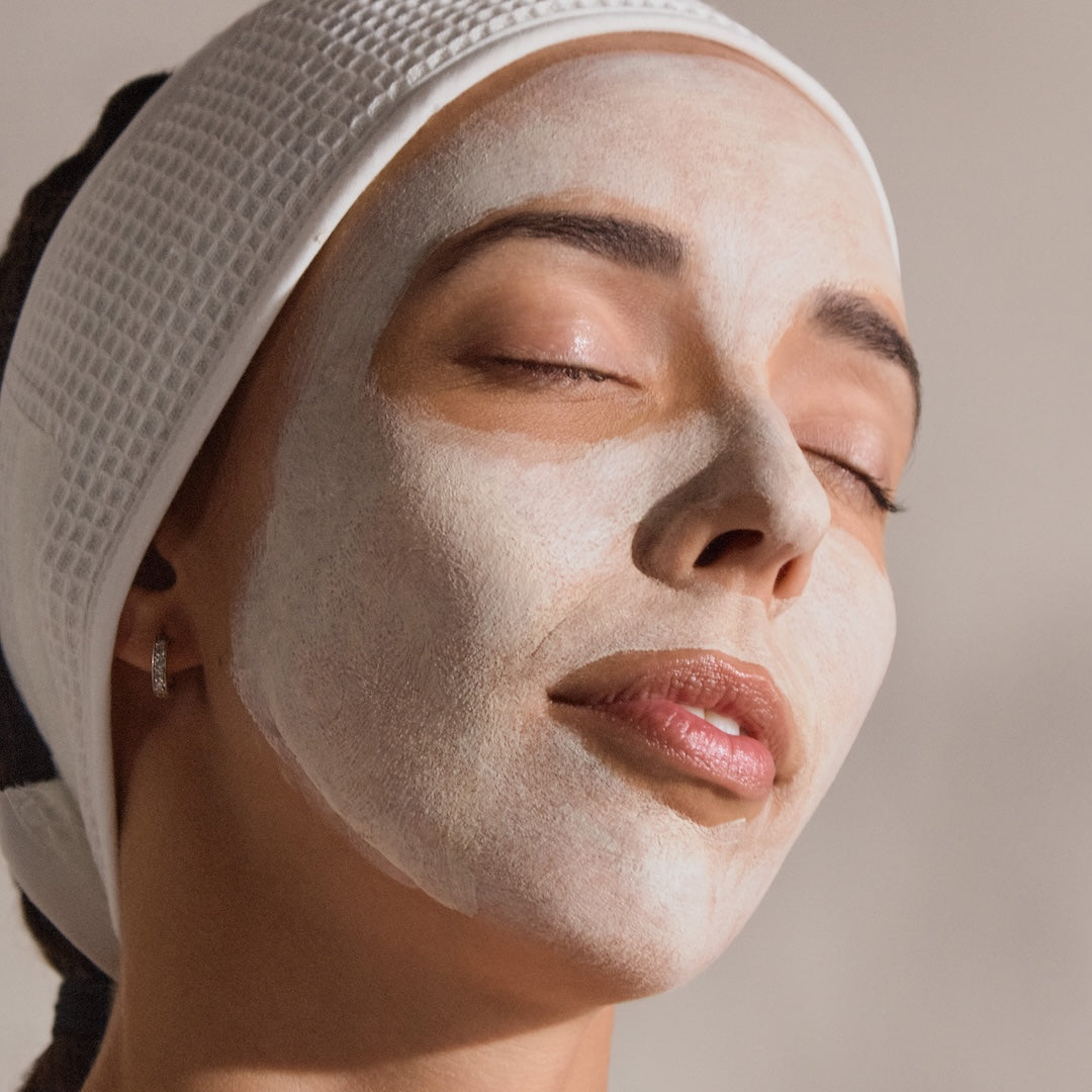 Golden Harmony Cleansing Mask